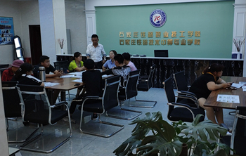 石家莊鐵路學(xué)校2019年報名現(xiàn)場 校園環(huán)境 第3張