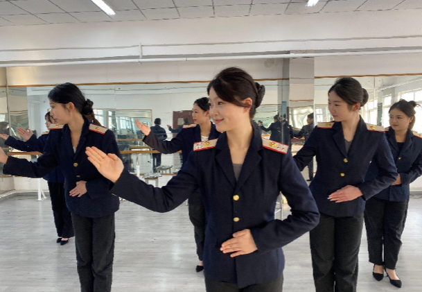 石家莊新鐵職業(yè)高級(jí)中學(xué)2026年報(bào)名時(shí)間 招生問(wèn)答